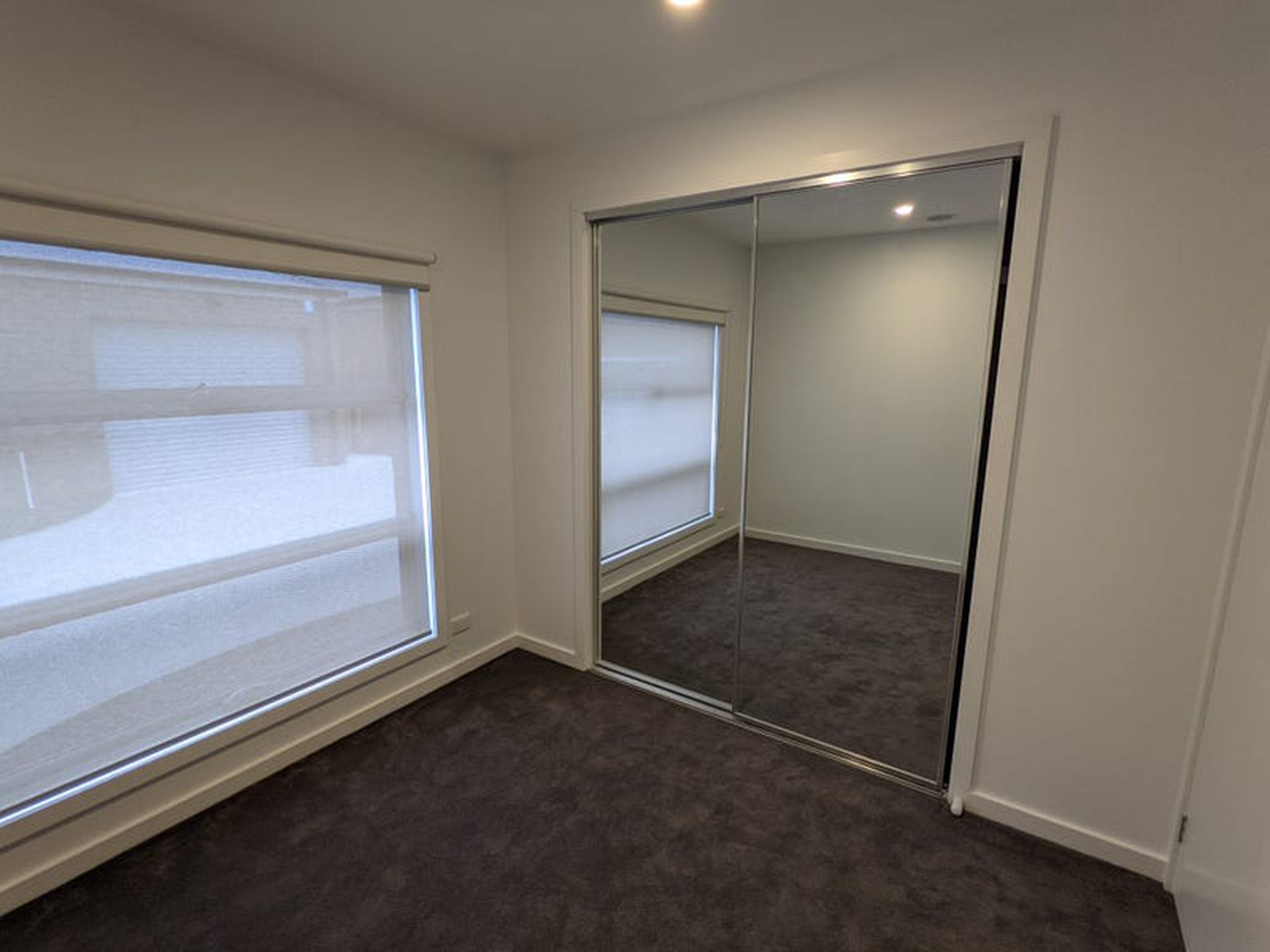 8 / 5 Helms Street, Newcomb