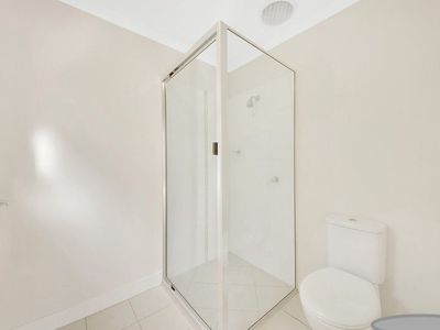 1 / 1 Collins Lane, Kin Kora