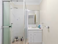 280 Olsen Avenue, Parkwood