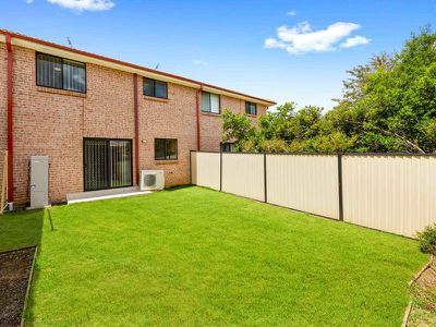 2 / 38 Hillcrest Road, Quakers Hill