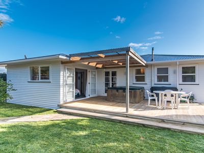 6 Michael Road, Paraparaumu Beach