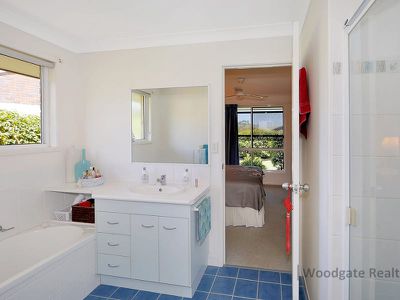 10 Jabiru Ct, Woodgate