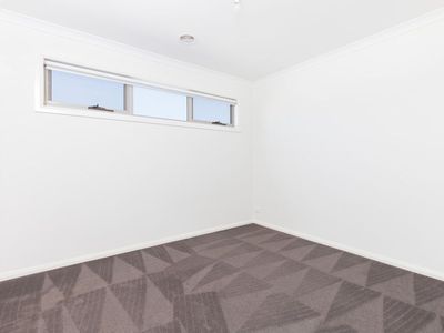 2 / 49 Hope Way, Tarneit