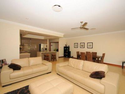 2 / 13 Cypress Street, Torquay