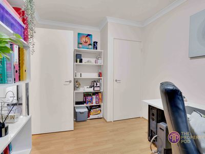 14 Gully Close, High Wycombe