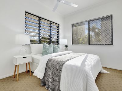 203 Esplanade, Cairns North