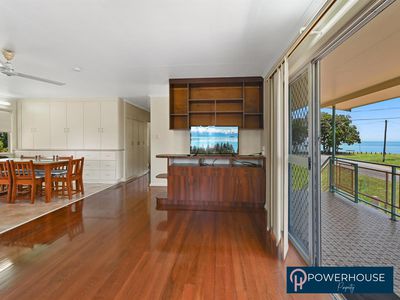 27 Feldt Street, Flying Fish Point