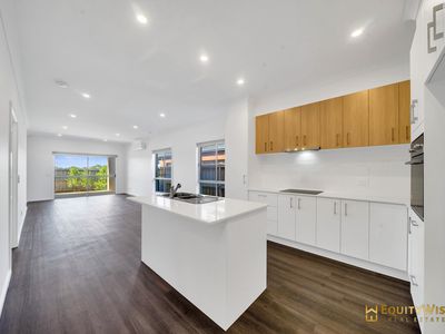 49 Woolspinner Crescent, Wyndham Vale