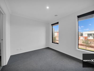 25 Lahar Road, Truganina