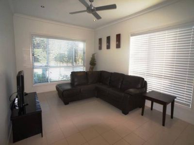1 / 17 Bennett Street, Hawks Nest