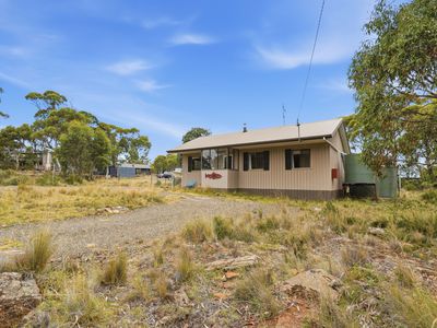 28 Jones Road, Miena