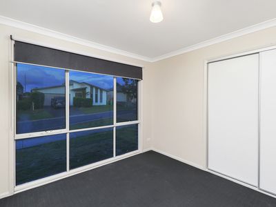 7 Alabaster Drive, Logan Reserve