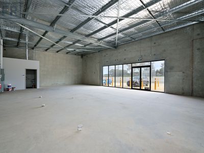 24 Dooley Street, Naval Base