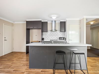 28 Ernest Way, Hilbert