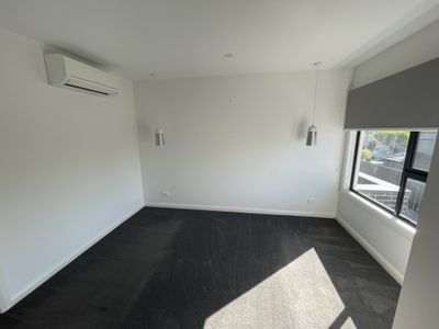 2 / 3 Murphy Street, Oak Park