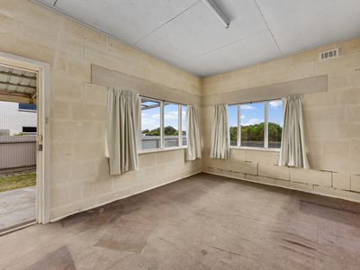 126 Sea Parade, Port Macdonnell