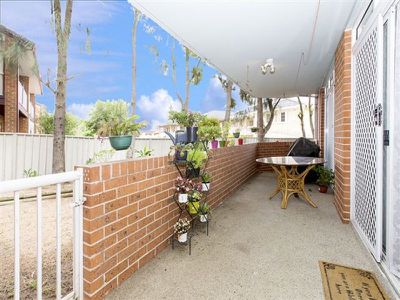 8 / 28 White Avenue, Bankstown