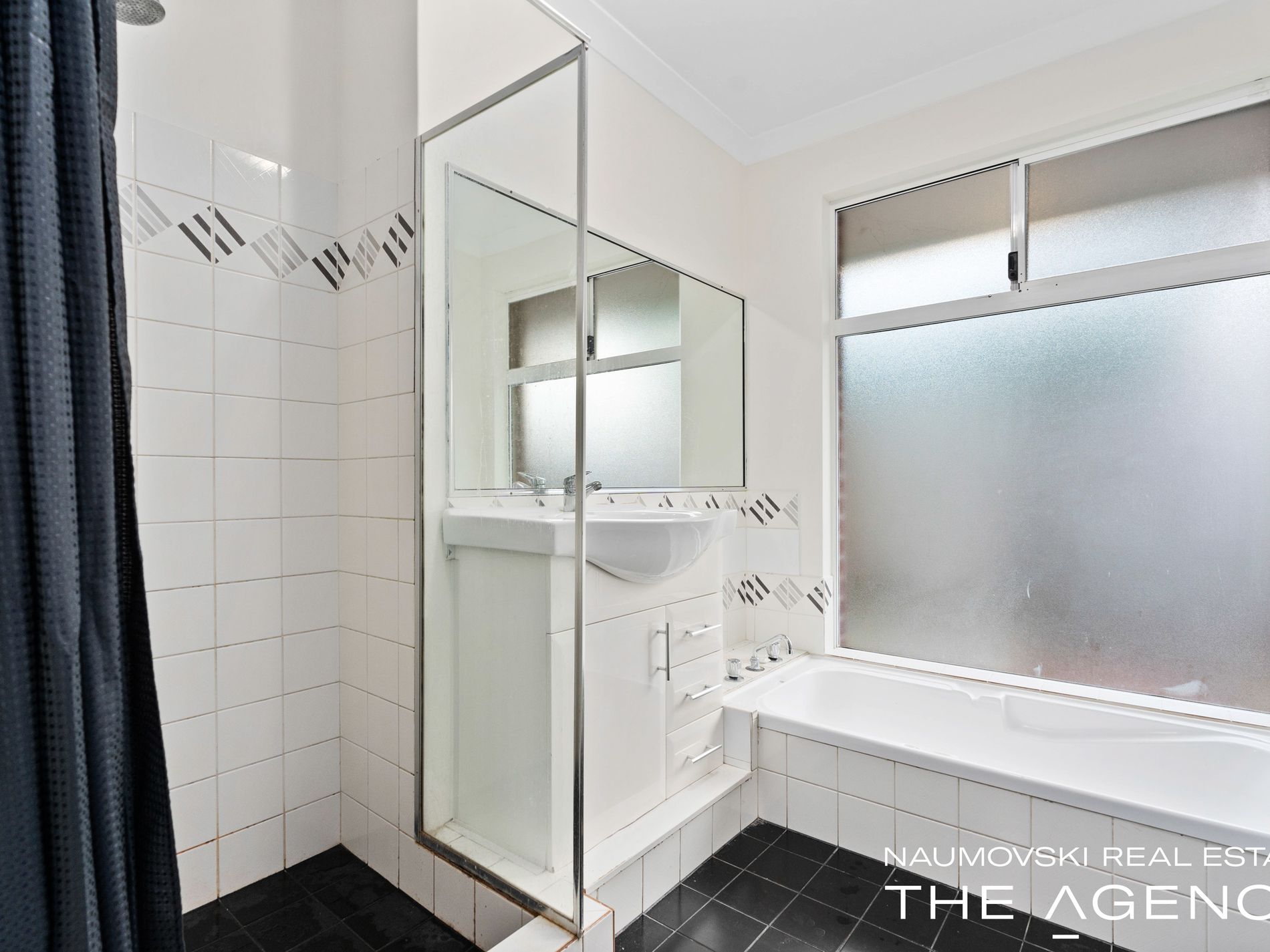 20 Claredon Court, Alexander Heights