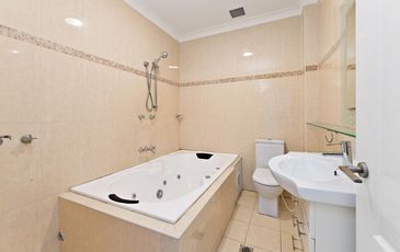 25 / 139 Waterloo Road, Greenacre