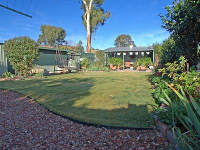 323 MacKenzie Street West, Kangaroo Flat