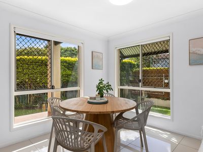 1/28 Wylie Avenue, Coorparoo