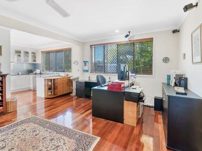 261 Stanhill Drive, Chevron Island