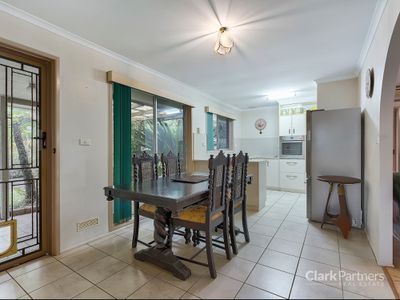1208 Old North Crescent, Strathpine