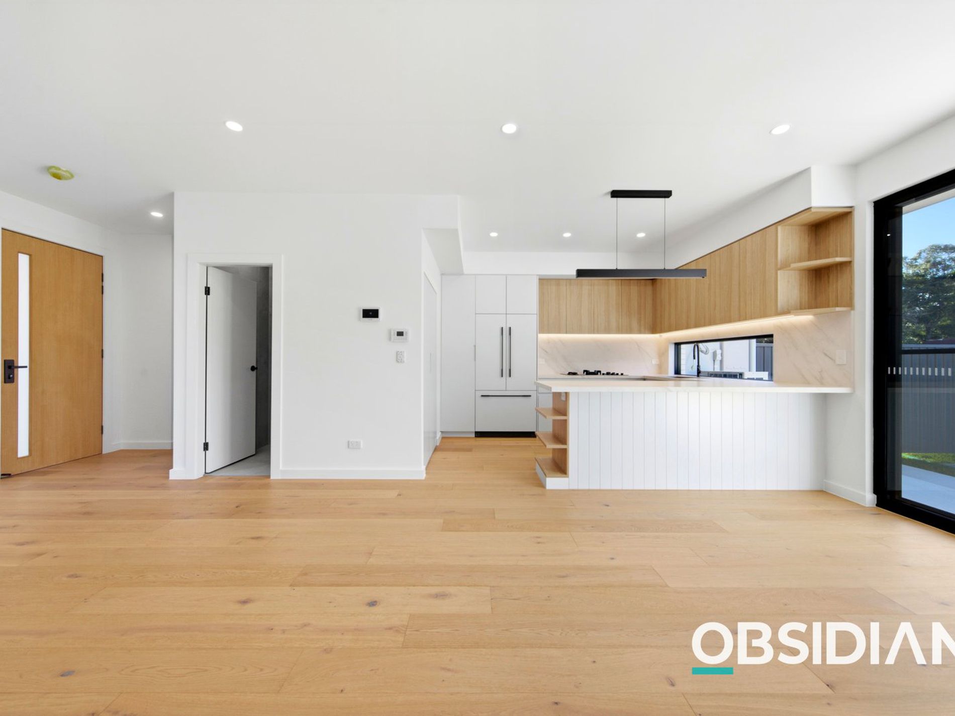 4 Bedroom / 9-9a Old Berowra Road, Hornsby