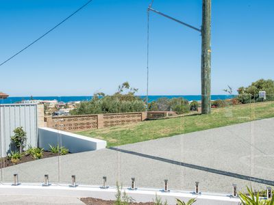 2/6 Nautilus Place, Scarborough
