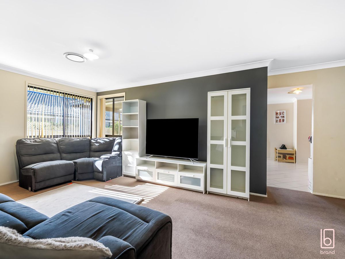 32 Greenhaven Circuit, Woongarrah
