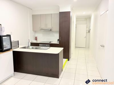 1 / 62 Siganto Drive, Helensvale