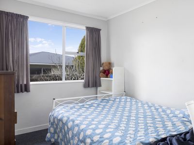 6 Yates Street, Otaki Beach