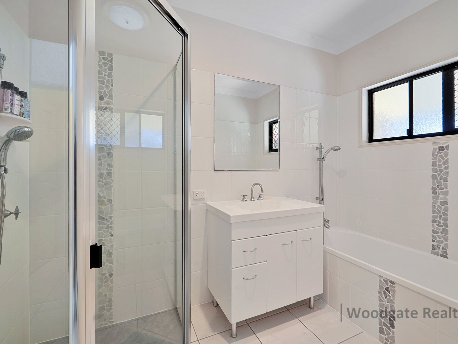 3 Moray Court, Woodgate