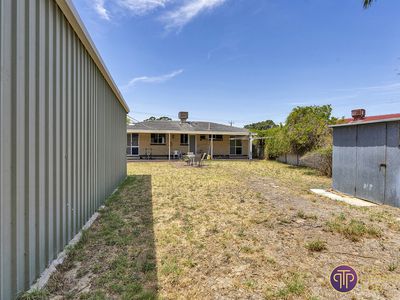 16 Carleton Crescent, Forrestfield