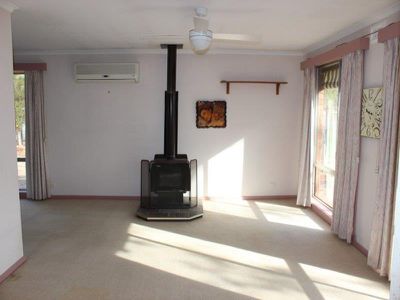 300 Bassett Road, Neilborough