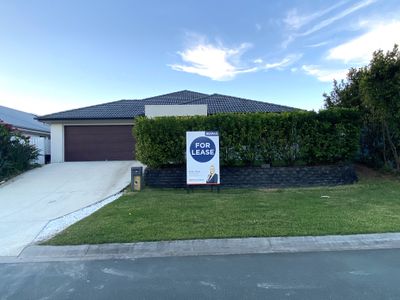 13 Morna Place, Coomera Waters