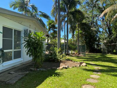 25 Granites Drive , Rosebery