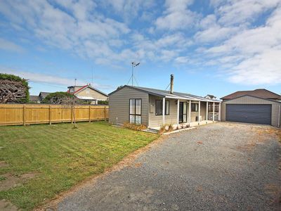 5 Linklater Avenue, Foxton Beach
