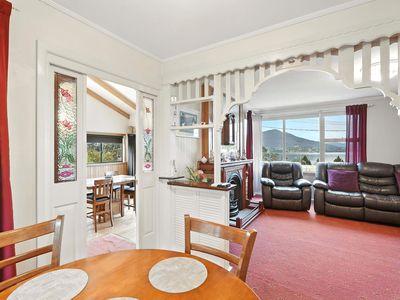 2 Teering Road, Berriedale