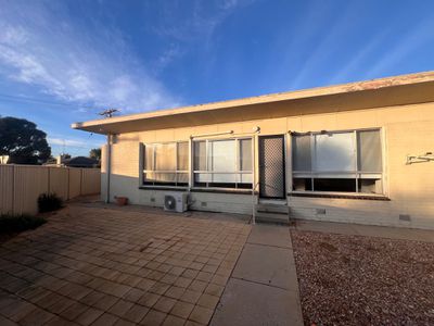 1 / 8 Little Street, Shepparton