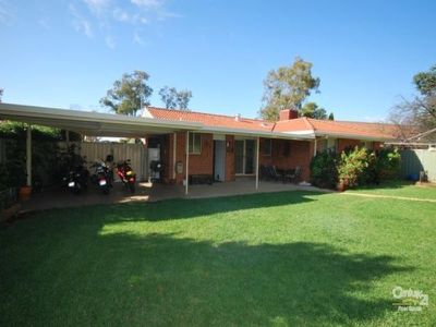 6 Parkland Place, Dubbo