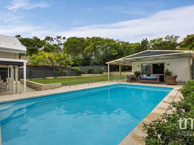 16 Baird Avenue, Nedlands