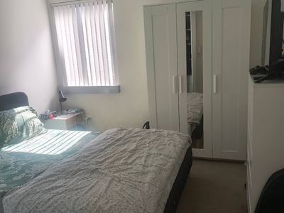 27 / 2 Maida Road, Epping