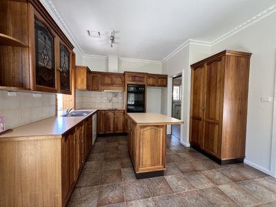 6 Classics Avenue, Millicent