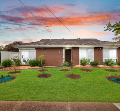 2 COBBLER STREET, Werribee