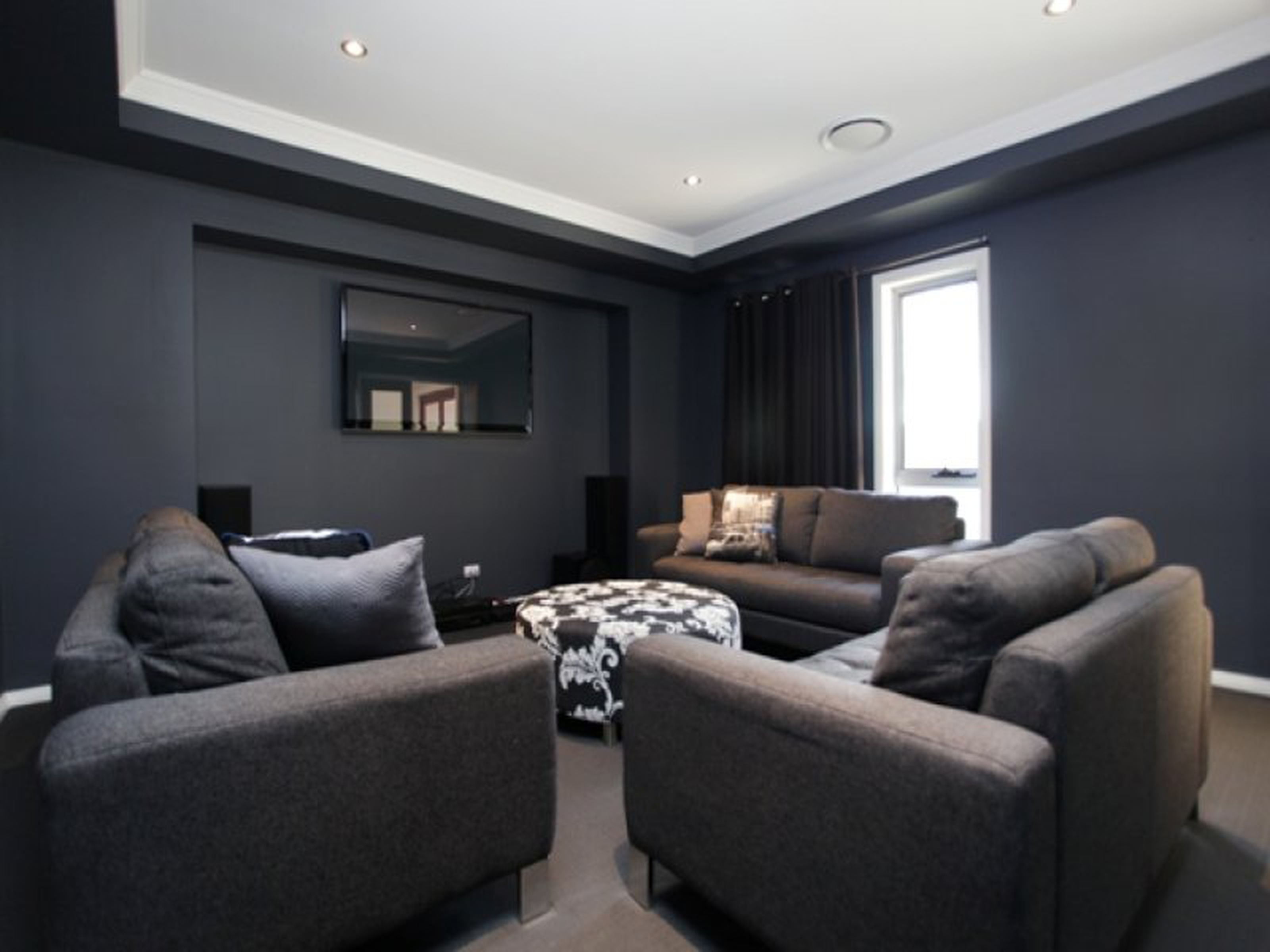 1 Heaton Avenue, CLAREMONT MEADOWS