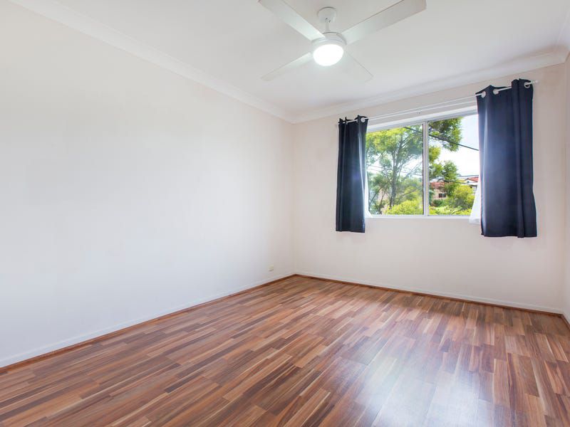 4 / 12 Weston Street, Coorparoo