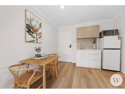2 / 133 Creek Road, Mount Gravatt East