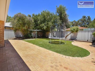 12 Chungking Grove, Stratton