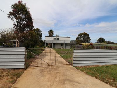 38 Mirrabooka Road, Mallacoota